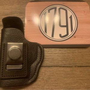 1791 Leather Left Hand Multi-Fit IWB Smooth Concealment Holster